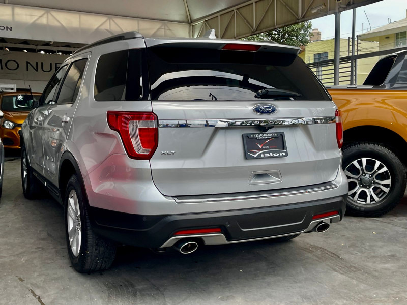 Ford Explorer XLT 2018