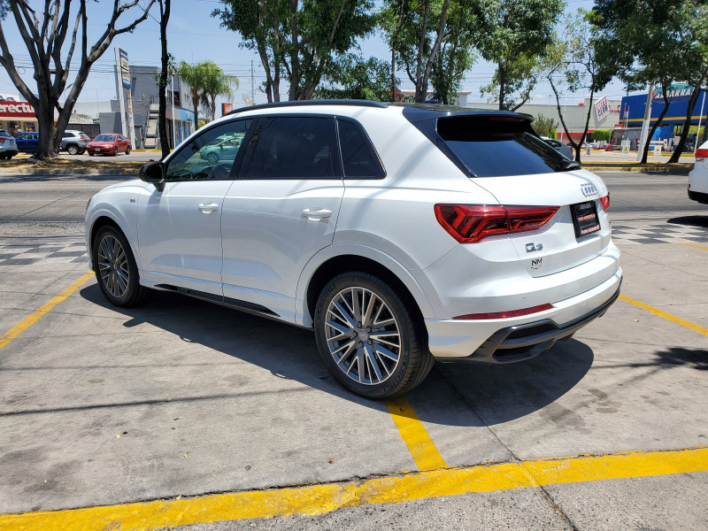 Audi Q3 S Line 2020