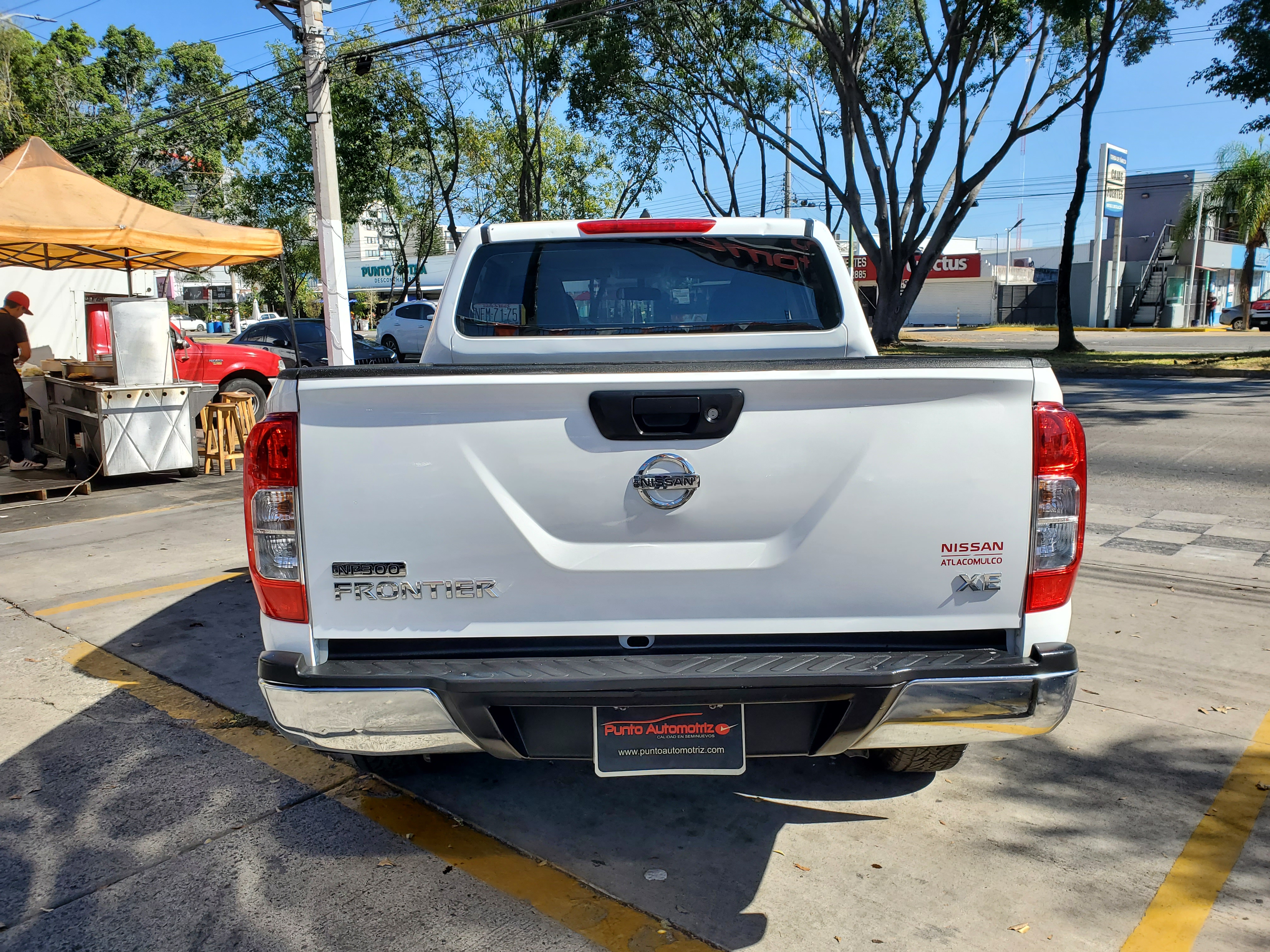 Nissan Np300 NP300 Frontier XE 2018