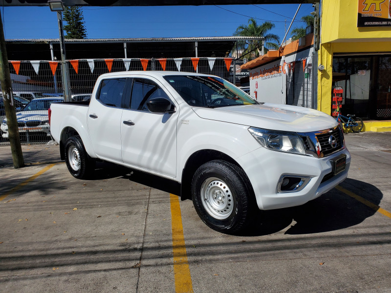 Nissan Np300 NP300 Frontier XE 2018