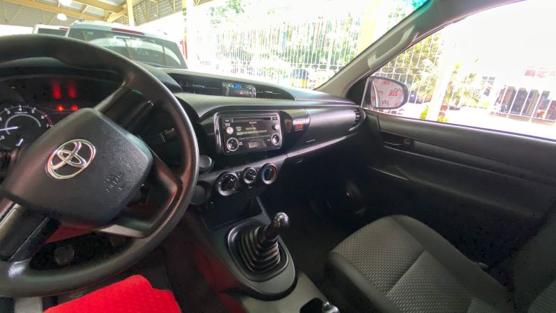 Toyota Hilux DOBLE CAB. SR 2018