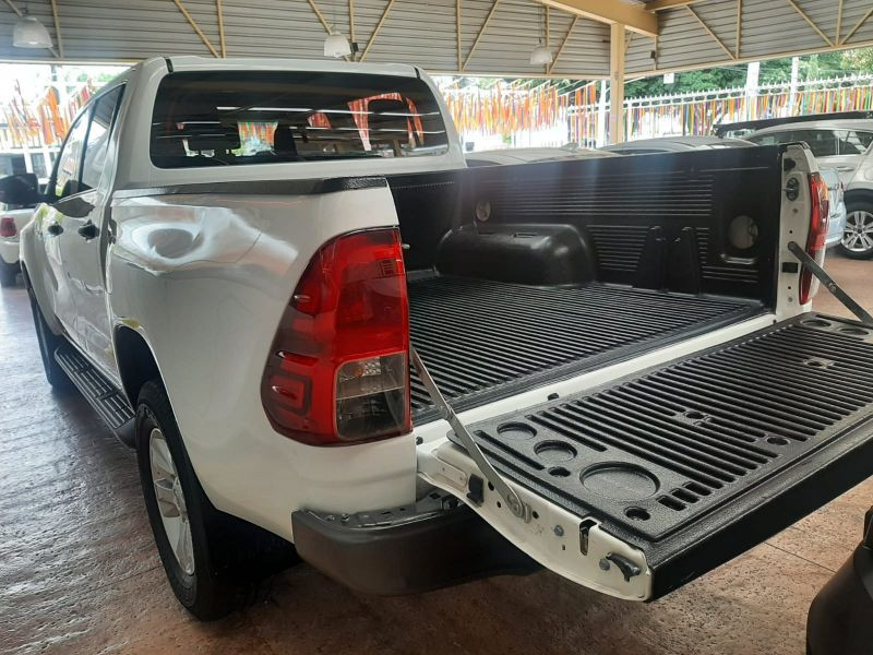 Toyota Hilux DOBLE CAB. SR 2018