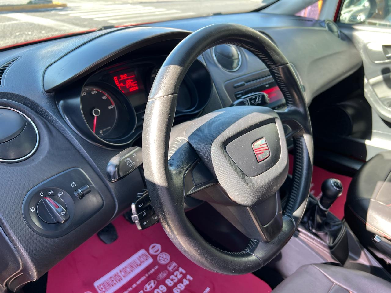 Seat Ibiza Style Plus Coupé 2013