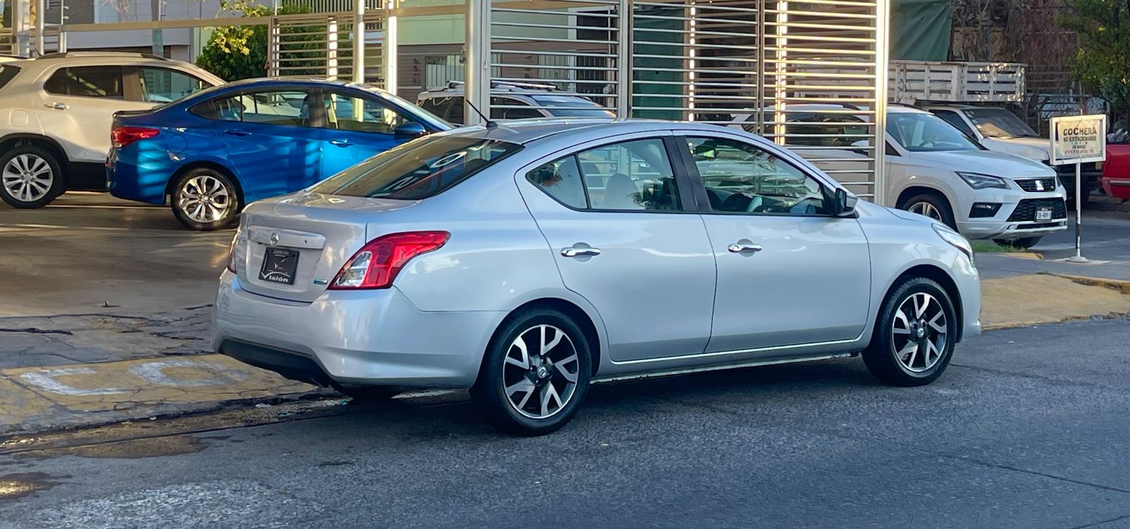 Nissan Versa Exclusive 2016