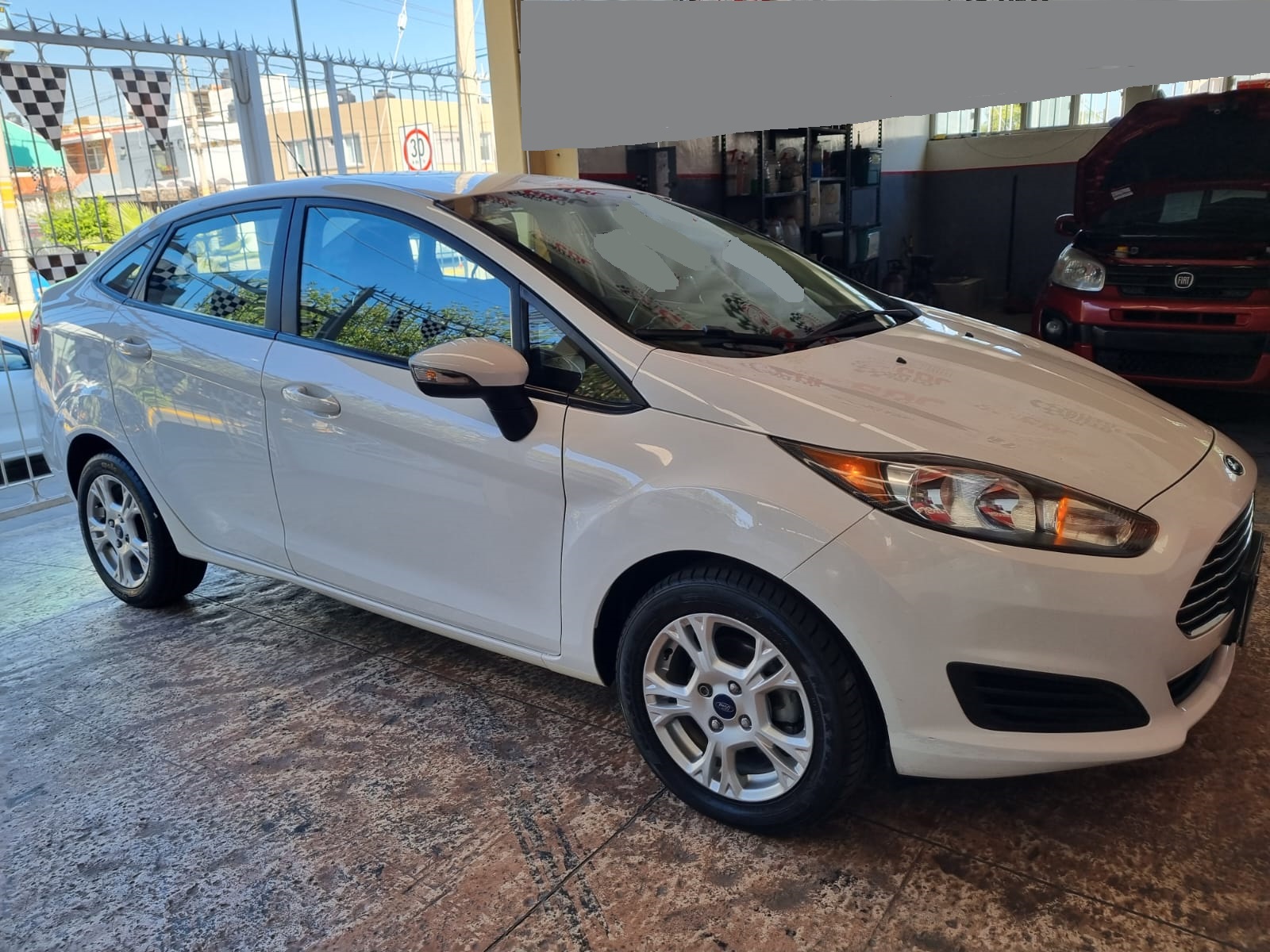 Ford Fiesta SE 2016