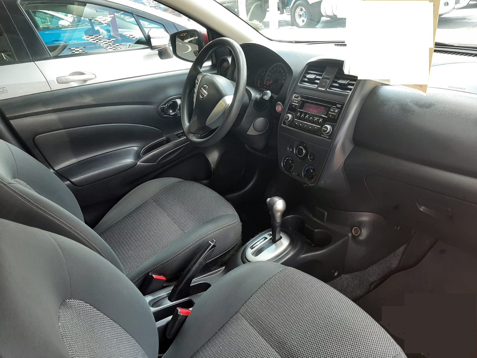 Nissan Versa Sense 2019