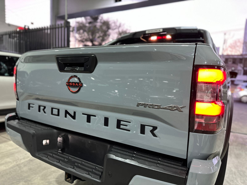 Nissan Frontier Pro 4X 2022