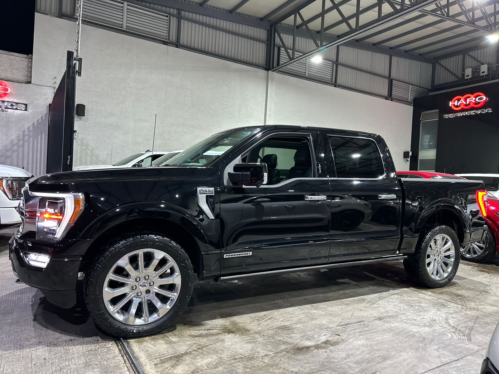 Ford Lobo Crew Cab Limited Híbrido 2023