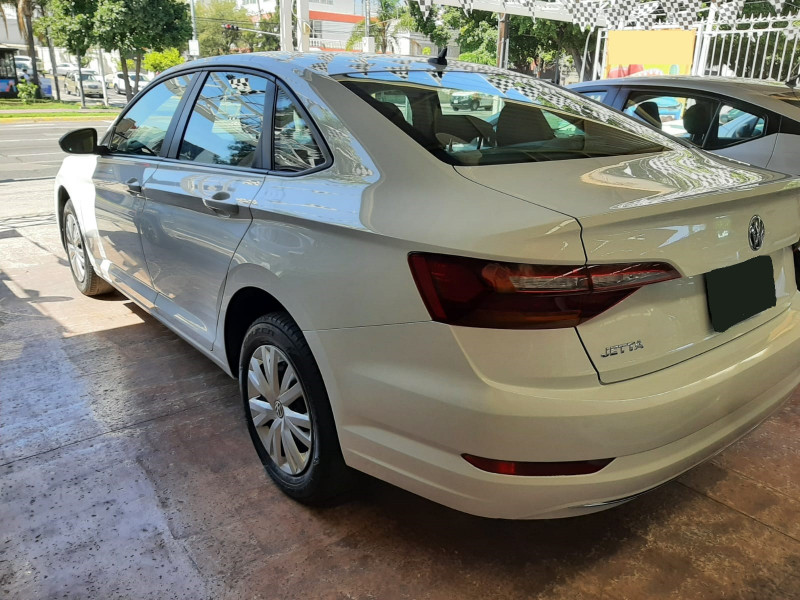 Volkswagen Jetta Trendline 2020