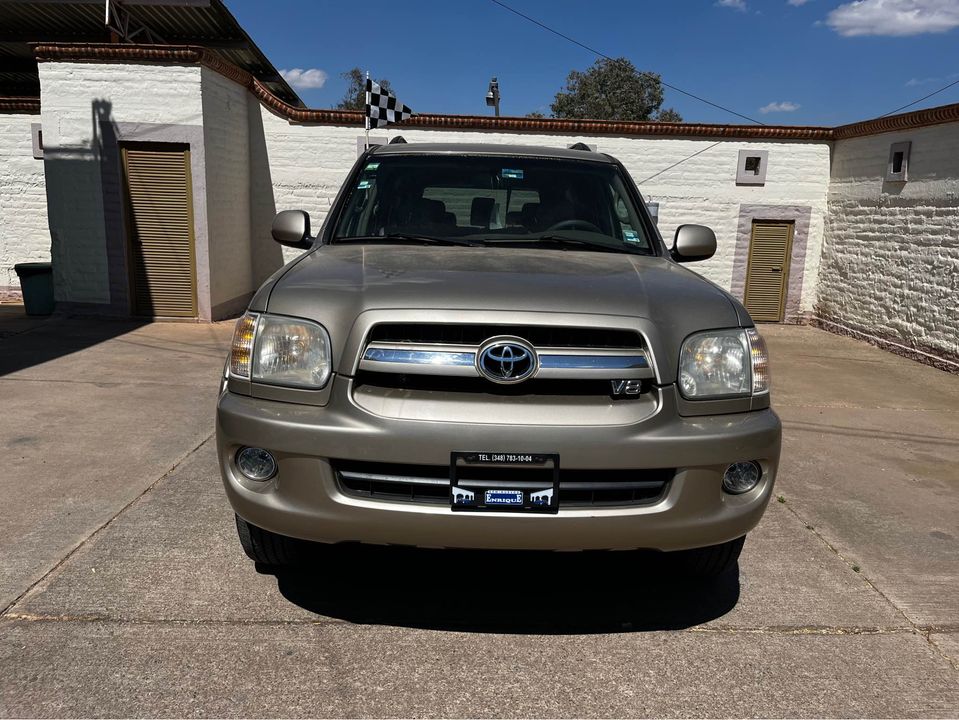 Toyota Sequoia LIMITED 2005