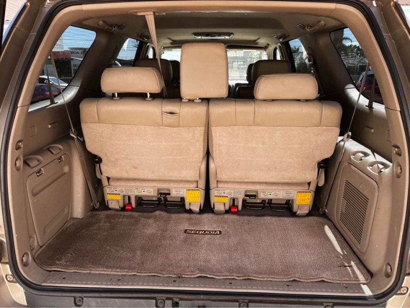 Toyota Sequoia LIMITED 2005