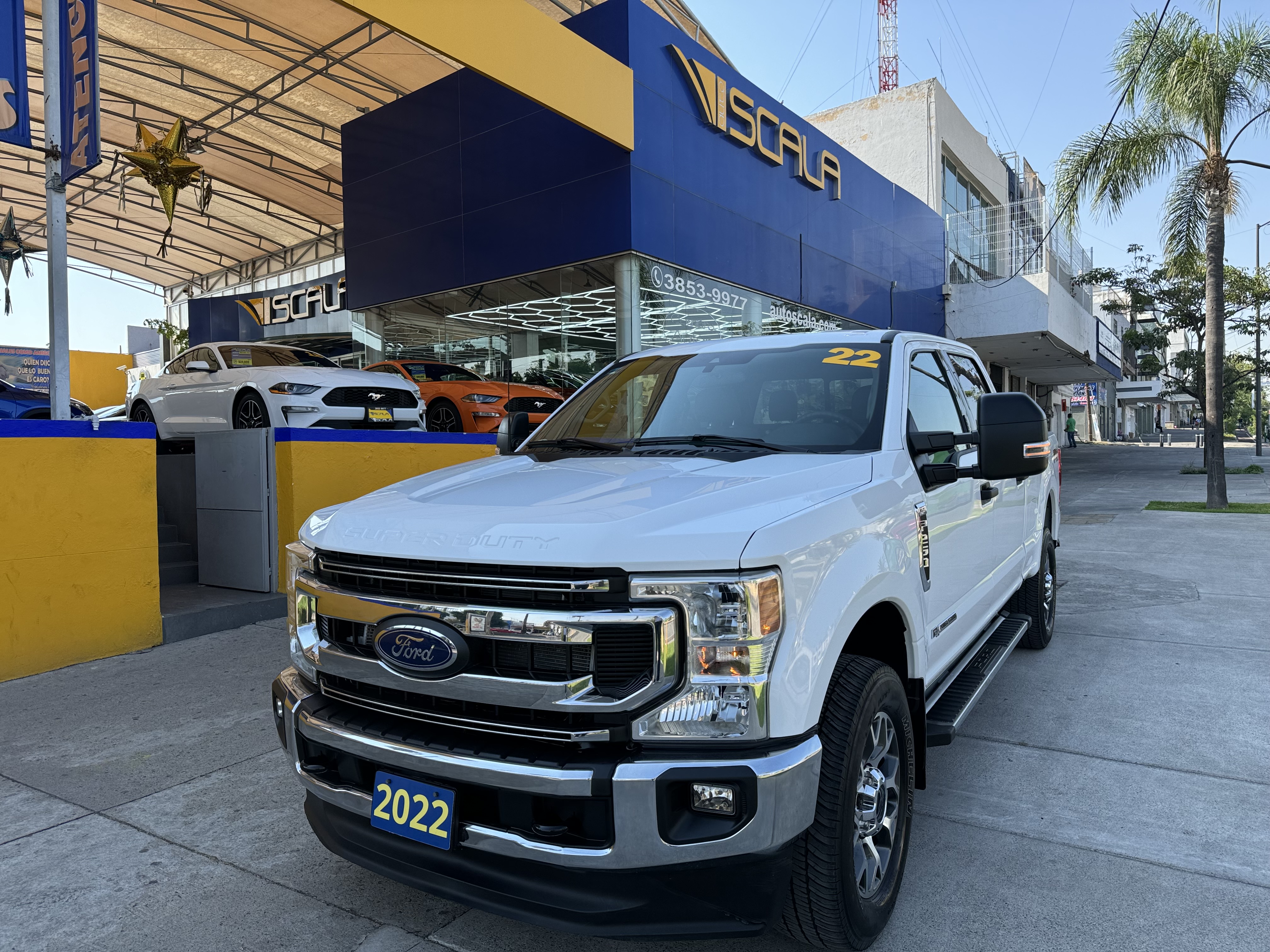 Ford F250 V8 Crew Cab Super Duty 2022