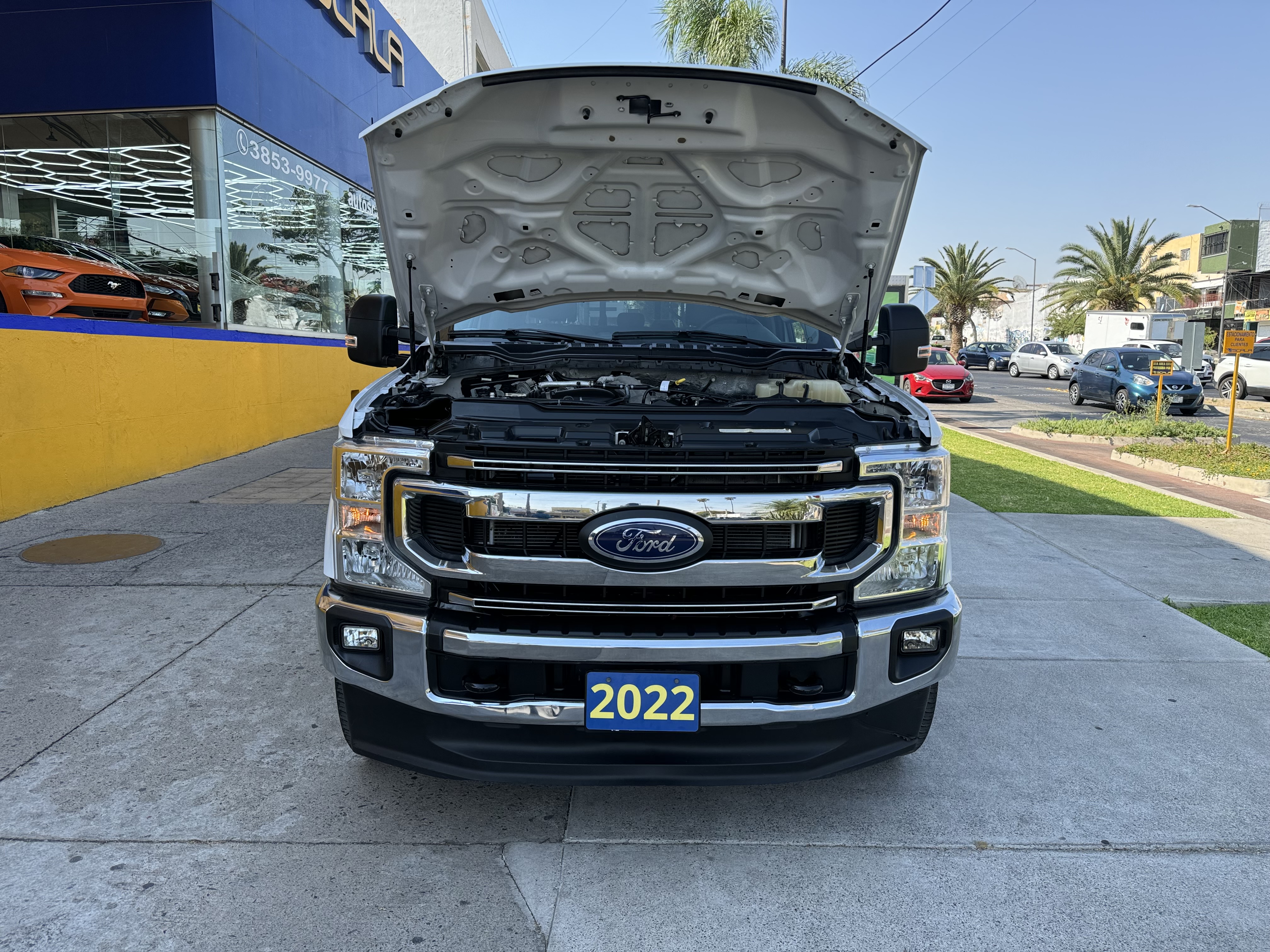 Ford F250 V8 Crew Cab Super Duty 2022