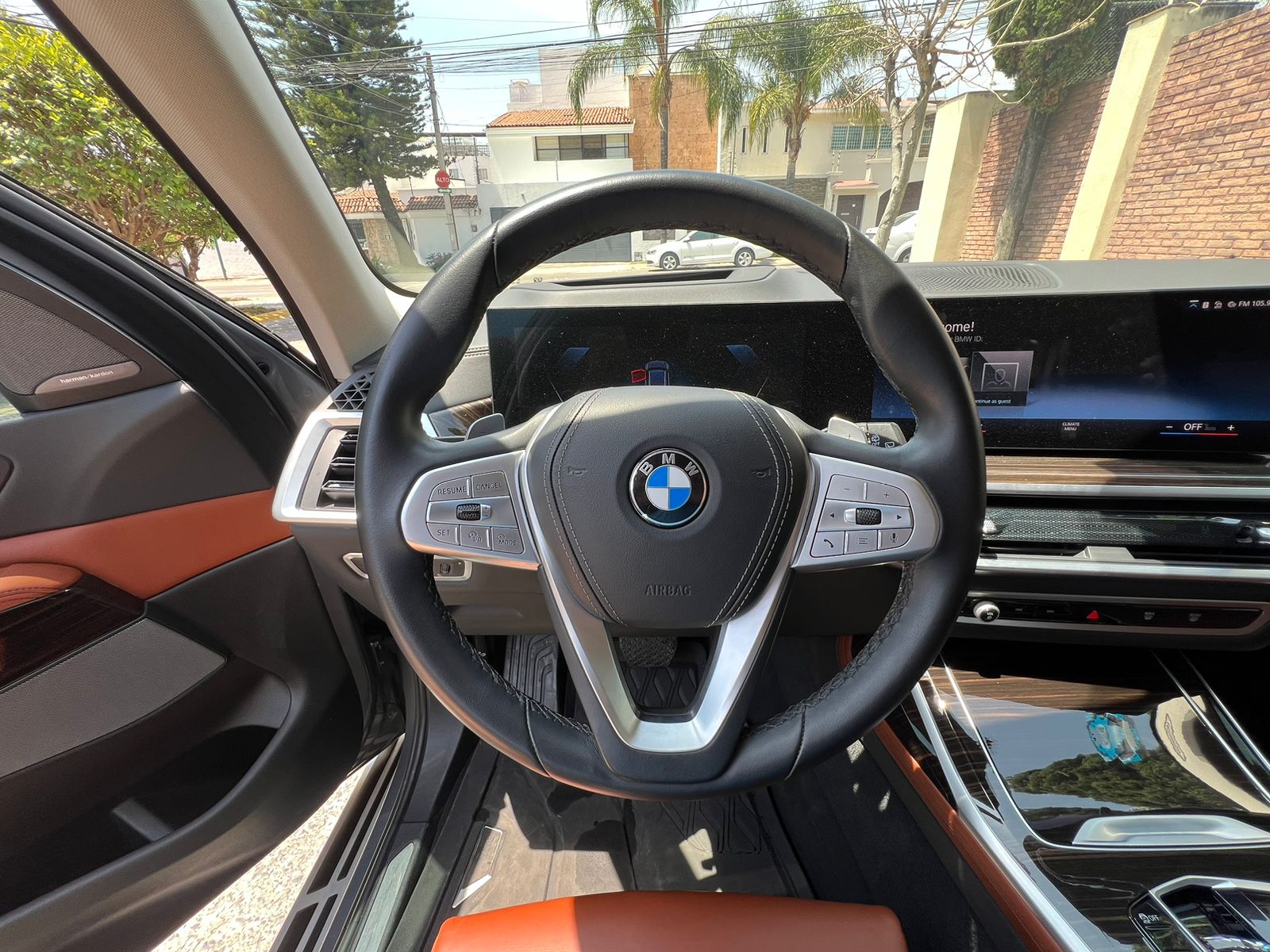 BMW X7 40i xDrive 2023