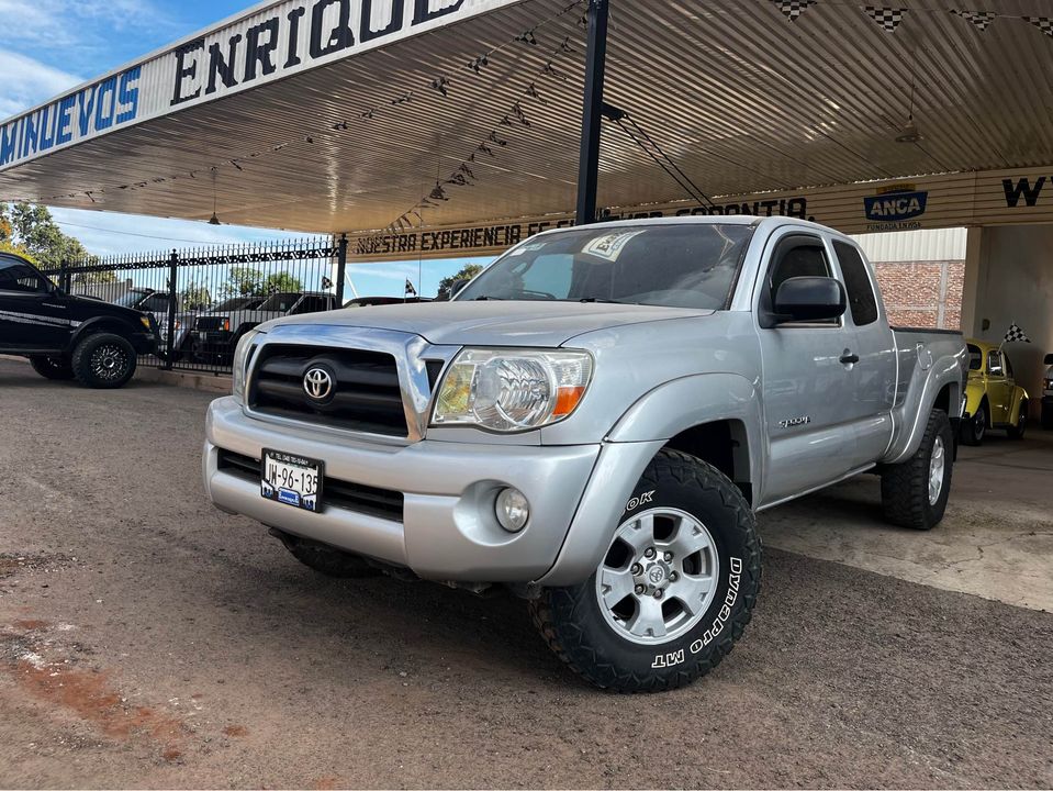 Toyota Tacoma SUPER CAB 4X4 2005