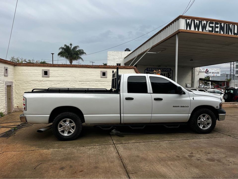 Dodge Ram 4000 RD RAM 3500 DISEL CREW CAB 2005