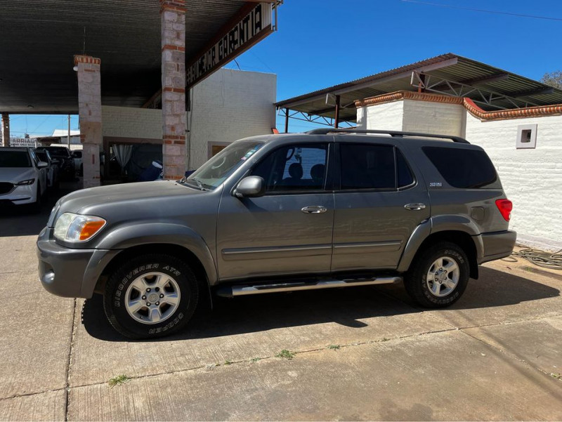 Toyota Sequoia LIMITED 2005