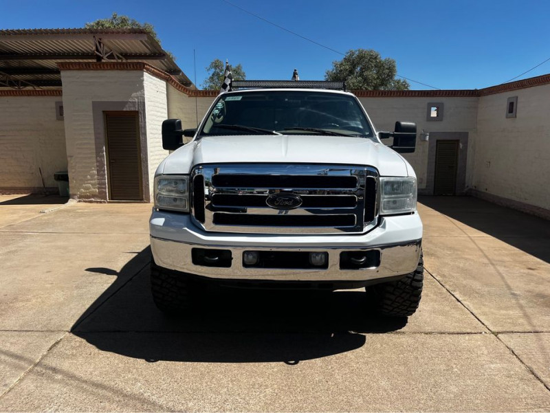 Ford Super Duty CREW CAB  4X4 DISEL 2007