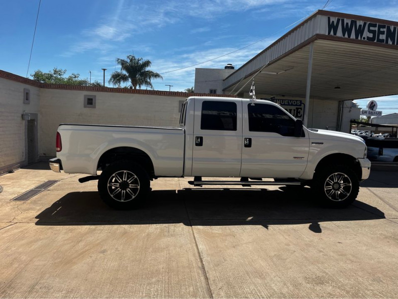 Ford Super Duty CREW CAB  4X4 DISEL 2007