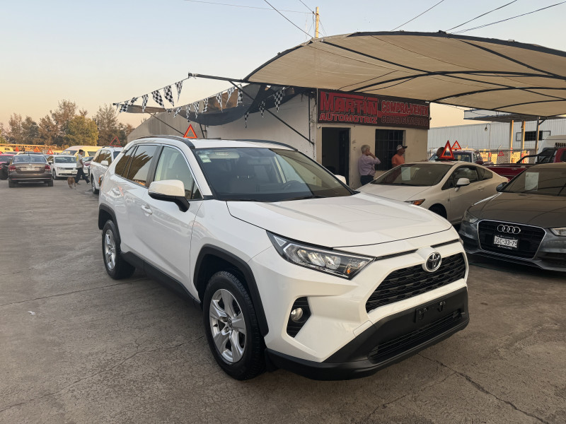 Toyota RAV4 XLE AWD 2020