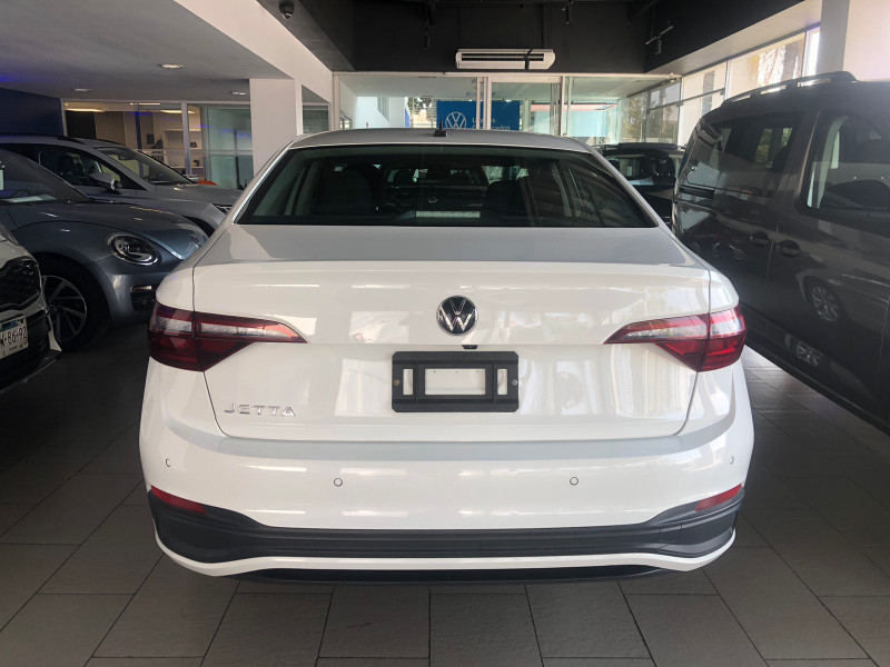 Volkswagen Jetta COMFORTLINE 2023