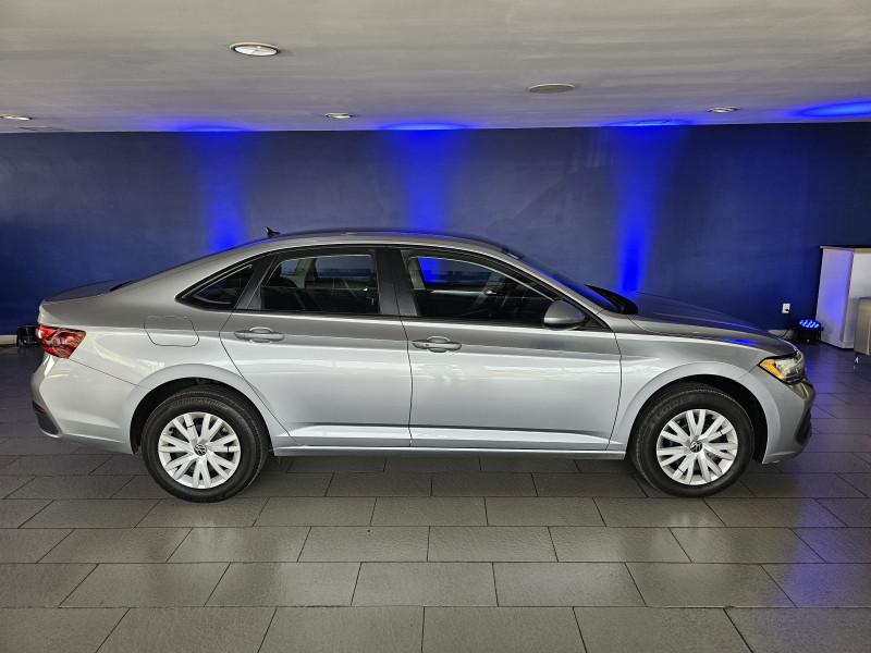 Volkswagen Jetta TRENDLINE 2023