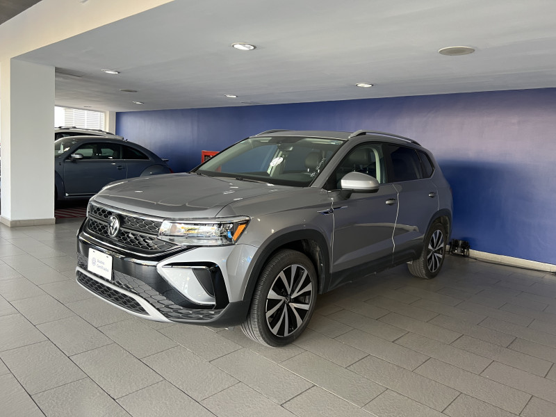 Volkswagen Taos COMFORTLINE 2023