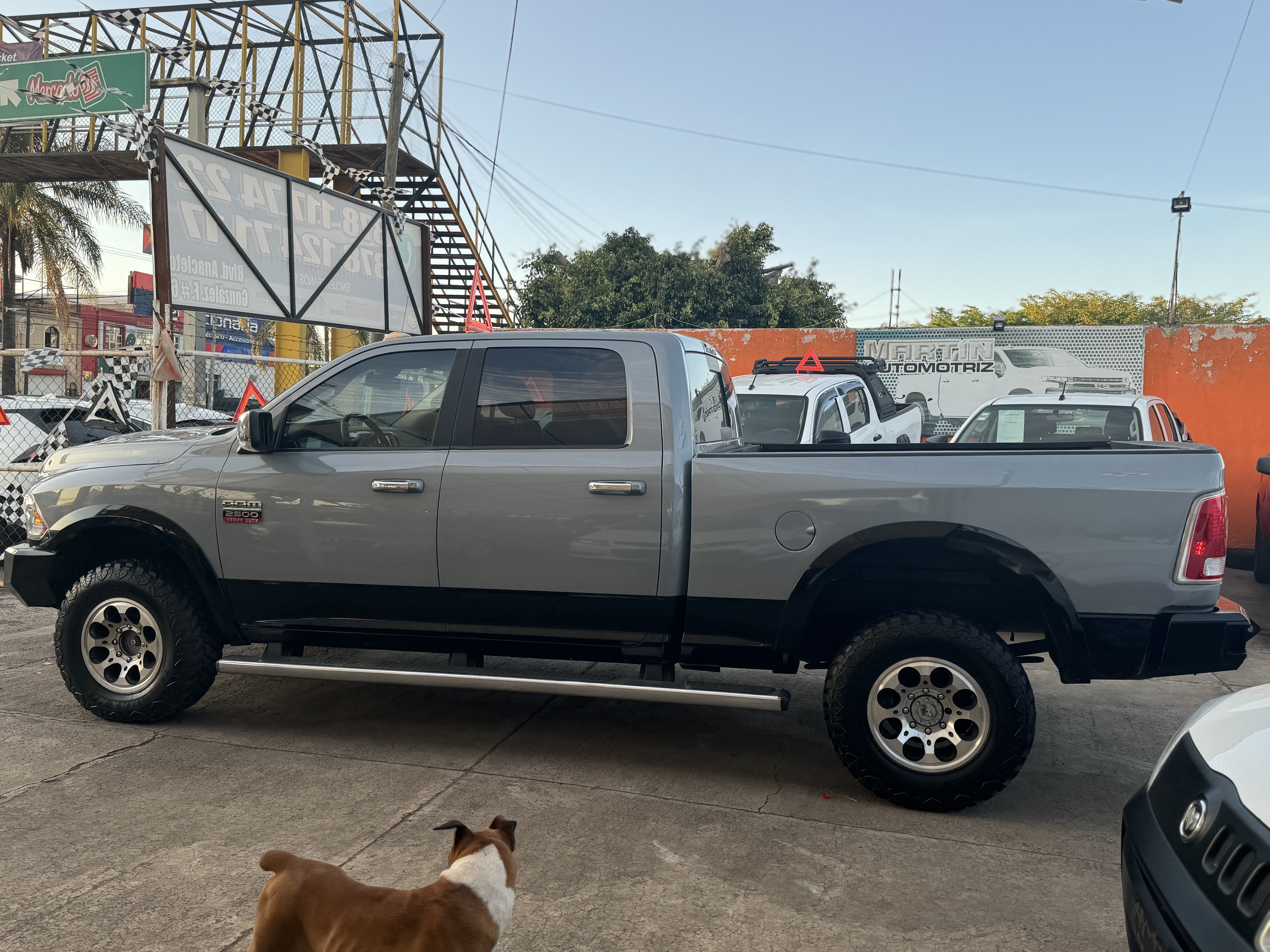 Dodge Ram 2500 V8 Ram laramie 4x4 diesel 2010