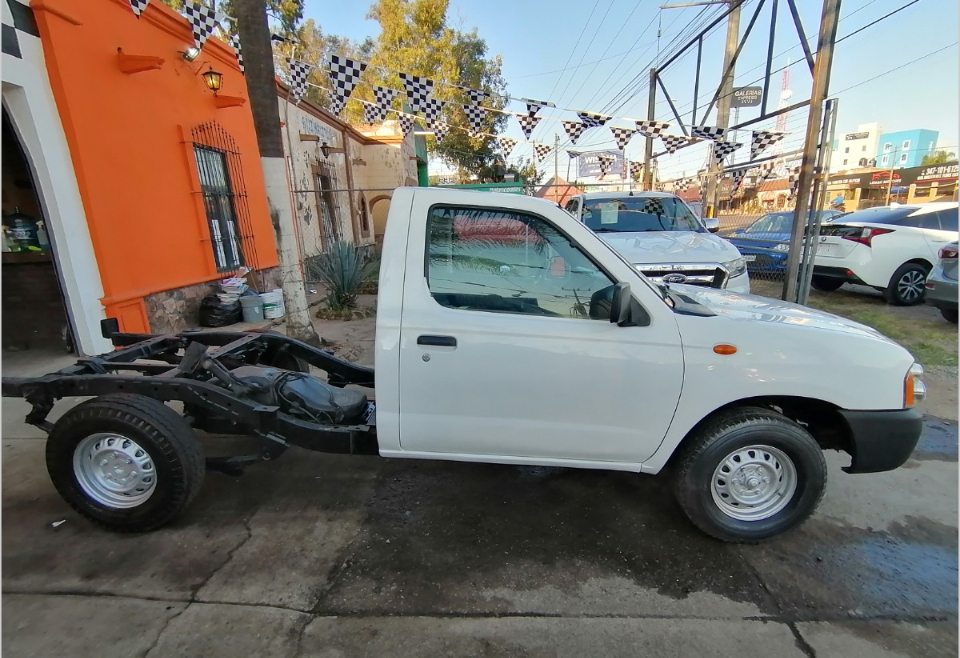 Nissan Np300 Base 2009