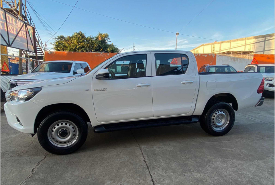 Toyota Hilux Base 2019