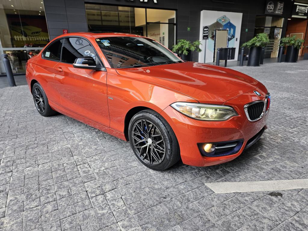 BMW Serie 2 220i Sport Line Coupé 2017